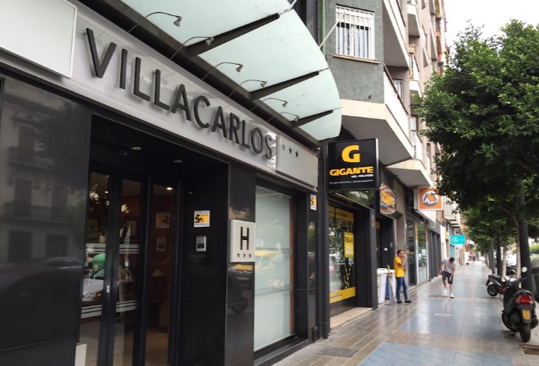 Хотел Villacarlos