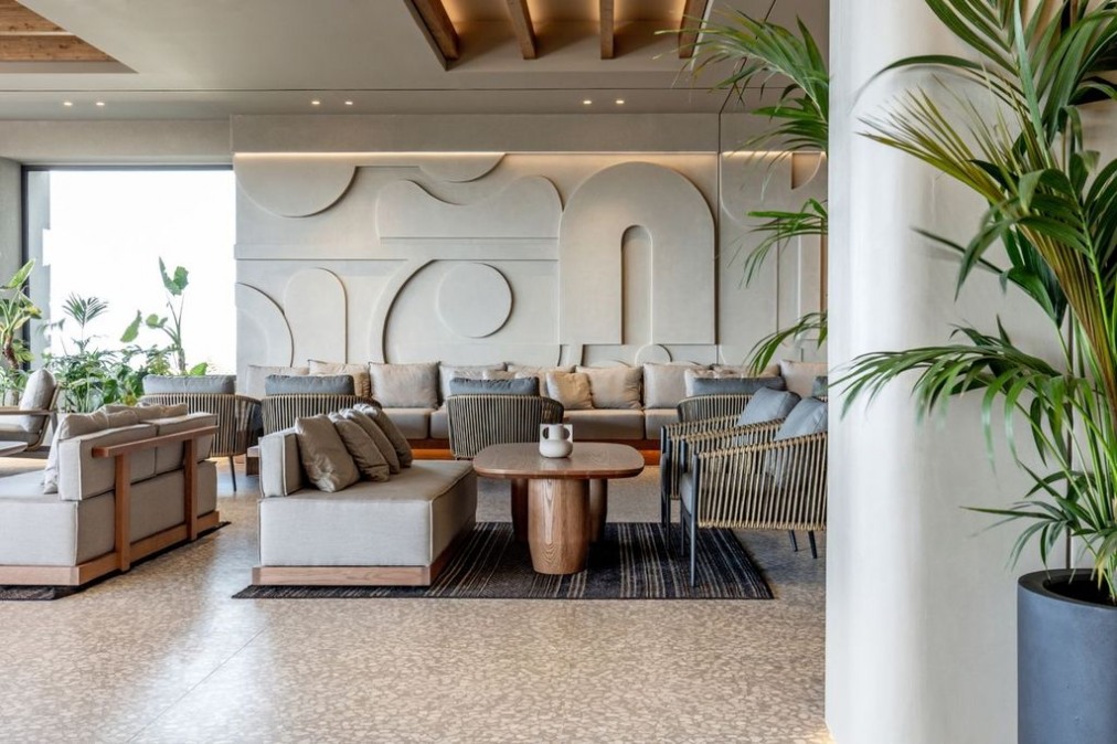 Хотел Elios Hill - снимка 3 Хотел Elios Hill - снимка 3