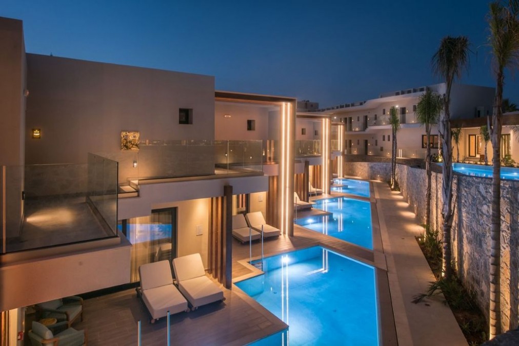 Хотел Nobel Hotel & Suites - снимка 2 Хотел Nobel Hotel & Suites - снимка 2